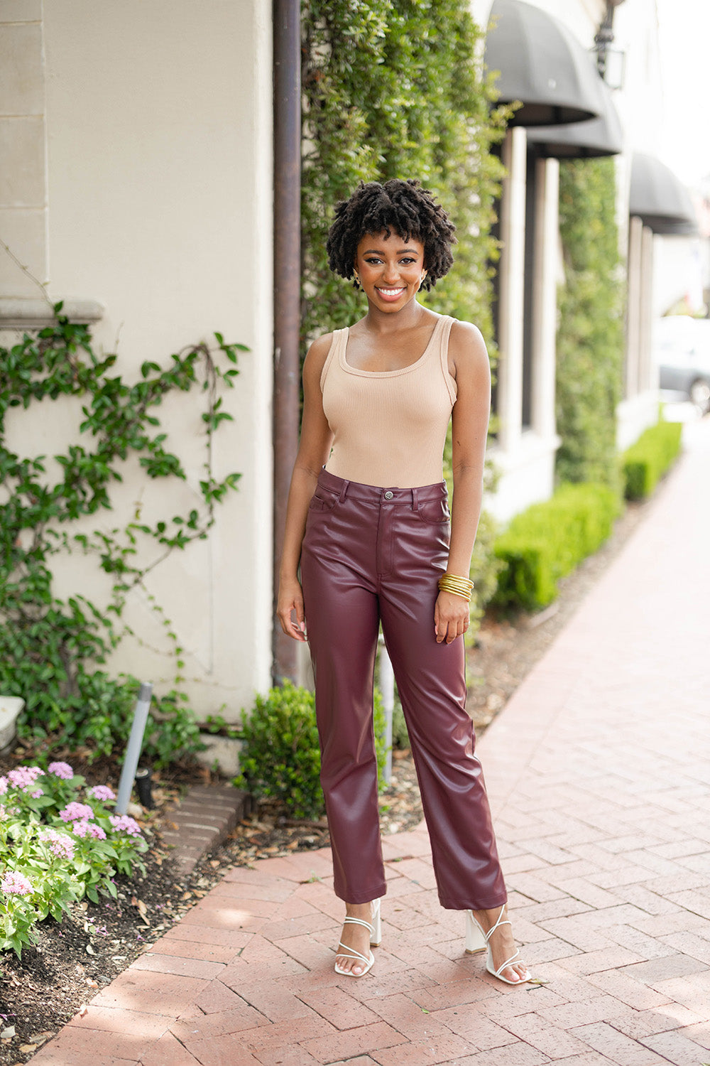 3 Easy-but-Stylish Ways I'm Wearing the Leather Trend in 2020 | Leather  pants outfit, Leather pants outfit night, Brown leather pants outfit